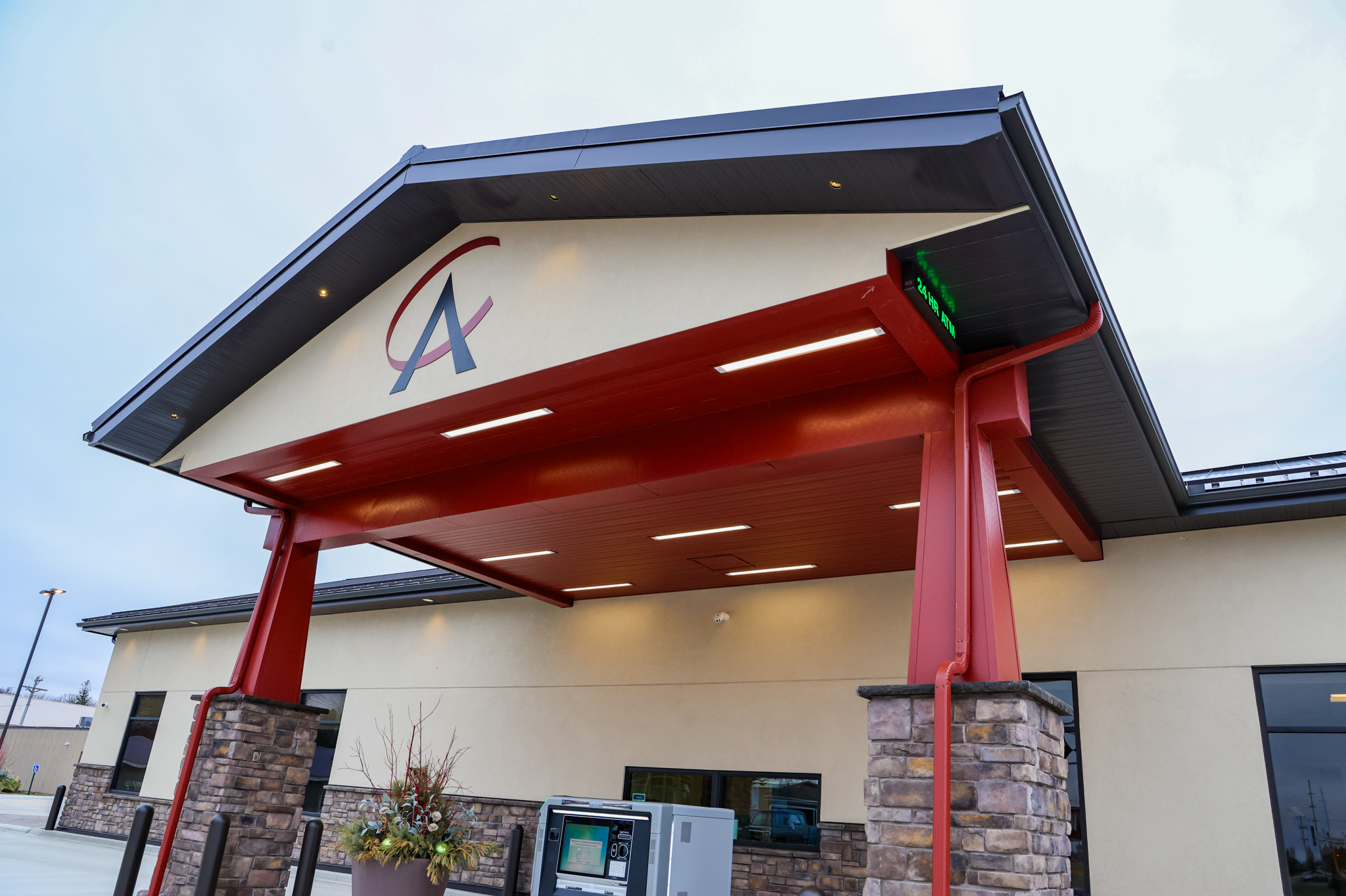 metal details on Citizen's Alliance Bank drive thru
